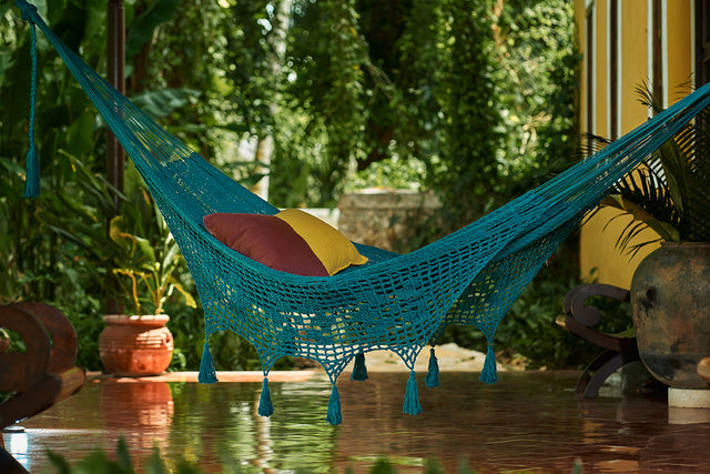 Mayan Legacy Queen Size Deluxe Outdoor Cotton Mexican Hammock in Bondi Colour